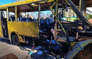 Російська атака на маршрутку в Нікополі: троє загиблих, 12 поранених росія-вдарила-дроном-по-маршрутці-в-Нікополі,-троє-загиблих-і-12-поранених