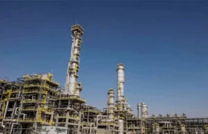 Іран завдав удару по нафтохімічному комплексу в Саудівській Аравії Іран-атакував-ракетами-та-дронами-нафтохімічний-комплекс-у-Саудівської-Аравії