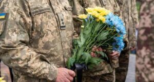 Завтра Луцьк прощатиметься з Героєм Сергієм Макаруком Завтра-Луцьк-прощатиметься-з-Героєм-Сергієм-Макаруком