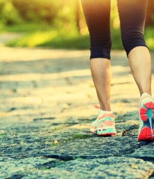 Ходити-10-тисяч-кроків-не-обов’язково:-учені-пояснили,-що-насправді-важливо-для-здоров’я Ходити-10-тисяч-кроків-не-обов’язково:-учені-пояснили,-що-насправді-важливо-для-здоров’я