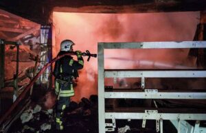 Масована атака на Одеську область: пошкоджено інфраструктуру Спалахнули пожежі у порту і на складах: Росія масовано вдарила по Одещині дронами