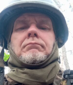 Ветеран-війни-з-Волині-відкрив-квіткову-студію