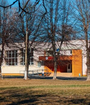 Луцькі-школи-на-кілька-днів-йдуть-на-дистанційку