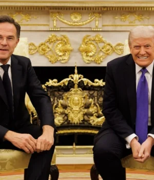 Трамп,-ймовірно,-обговорить-з-Рютте-можливість-виходу-США-зі-складу-НАТО-–-Білий-дім