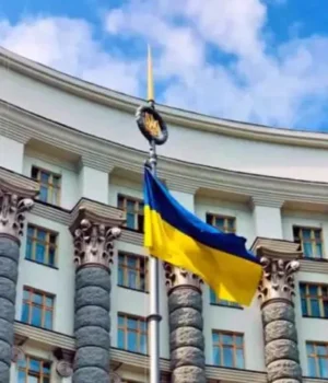 Уряд змінив правила виїзду військових у відрядження за кордон