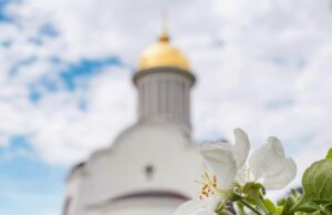 З Чистим четвергом 2026: красиві слова та листівки, від яких стає тепло на душі З-Чистим-четвергом-2026:-красиві-слова-та-листівки,-від-яких-стає-тепло-на-душі