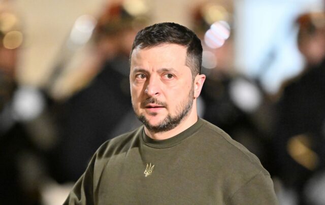 Зустрічі між Україною та Росією перенесено через зміни в американській політиці Тристоронні переговори з РФ відкладено: Зеленський назвав несподівану причину