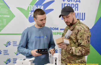 Щоб мати в повітрі очі: Фонд Ігоря Палиці вчергове передав нашим воїнам техніку Щоб-мати-в-повітрі-очі:-Фонд-Ігоря-Палиці-вчергове-передав-нашим-воїнам-техніку