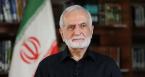 Смерть радника верховного лідера Ірану після атаки на Тегеран Радник-верховного-лідера-Ірану-Камаль-Харразі-помер-після-атаки-на-Тегеран