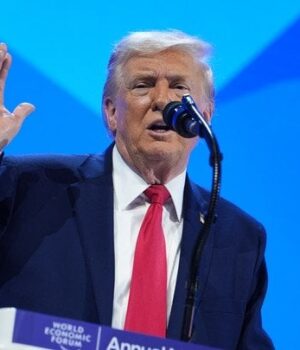 Трамп-висунув-жорстку-вимогу-Ірану-щодо-Ормузької-протоки:-“Це-не-та-угода”