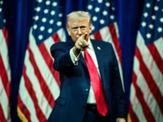 Трамп закликав Іран не стягувати плату за прохід танкерів через Ормузьку протоку Трамп-вимагає-від-Ірану-не-стягувати-плату-з-танкерів-за-прохід-через-Ормузьку-протоку