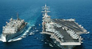 Суворе правило: чому винищувачі скидають паливо перед посадкою на авіаносець США Суворе-правило:-чому-винищувачі-скидають-паливо-перед-посадкою-на-авіаносець-США