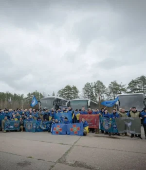 Обмін-полоненими-11-квітня-–-Україна-повернула-бранців,-яких-рф-тримала-з-2022-року Обмін-полоненими-11-квітня-–-Україна-повернула-бранців,-яких-рф-тримала-з-2022-року