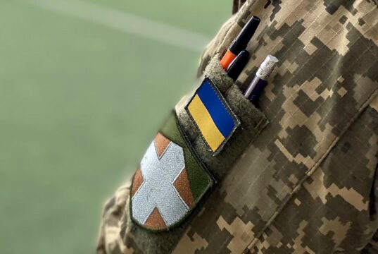 У Луцьку підлітки напали на військових під час перевірки документів У Луцьку підлітки напали на ТЦК: поліція їх розшукує