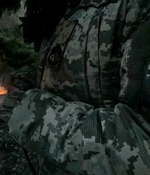 В-Україну-прибув-Благодатний-вогонь-з-Єрусалима-–-святиню-зустріли-прикордонники