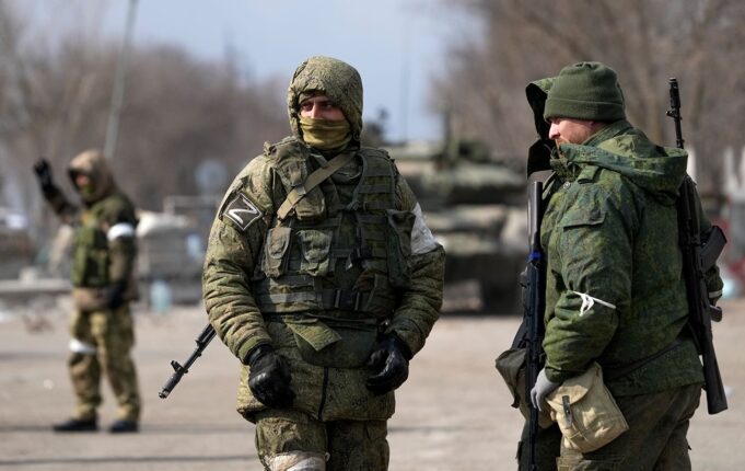 Російські військові розстріляли чотирьох українських полонених у Харківській області На Харківщині росіяни розстріляли полонених бійців ЗСУ