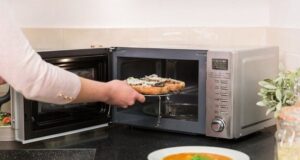 Який посуд категорично заборонено гріти в мікрохвильовій печі Який-посуд-категорично-заборонено-гріти-в мікрохвильовій-печі