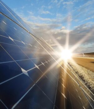 Сонячні-панелі-дають-несподіваний-ефект:-пустеля-може-змінитися-до-невпізнання