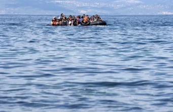 Поблизу грецького Криту врятували понад 90 мігрантів Поблизу грецького Криту врятували понад 90 мігрантів