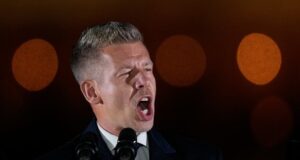 Петер Мадяр обіцяє посилити НАТО та анонсує розворот до ЄС Петер-Мадяр-обіцяє-посилити-НАТО-та анонсує-розворот-до ЄС