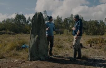 Одинокий камінь у Британії допоміг студенту знайти ритуальне місце епохи бронзи Одинокий-камінь-у-Британії-допоміг-студенту-знайти-ритуальне-місце-епохи-бронзи