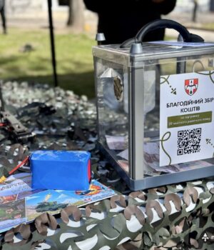 У-Нововолинську-на-Великдень-зібрали-близько-85-тисяч-гривень-для-Захисників