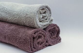 Чи варто купувати дорогі рушники: що насправді впливає на якість, м’якість і довговічність Чи варто-купувати-дорогі-рушники:-що насправді-впливає-на якість,-м’якість-і довговічність