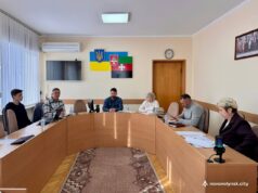 Засідання постійних комісій Нововолинської міської ради: обговорення бюджету та нових програм Депутати-опрацювали-проєкти-рішень-чергової-сесії-Нововолинської-міської-ради-у-постійних-комісіях