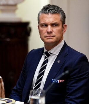 Гегсет пропустить новий “Рамштайн”. Politico дізналось, хто буде замість глави Пентагону