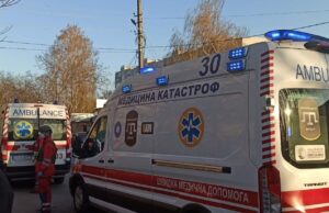 Російські удари по Черкасах: загибель дитини та численні поранені РФ вдарила дронами по Черкасах: загинула 8-річна дитина