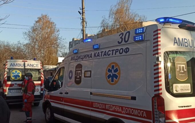 Російські удари по Черкасах: загибель дитини та численні поранені РФ вдарила дронами по Черкасах: загинула 8-річна дитина