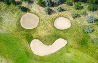 Вікна немов очі, а двері – як рот: чому наша уява домальовує звичайним предметам людські... Вікна-немов-очі,-а-двері-–-як-рот:-чому-наша-уява-домальовує-звичайним-предметам-людські.