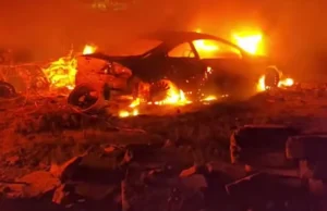 Нічна атака на Запоріжжя: масштабна пожежа на автостоянці Нічна-атака-на-Запоріжжя-спричинила-масштабну-пожежу-на-автостоянці