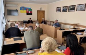 День депутата у Нововолинську: підготовка до 58-ї сесії міської ради Проєкти-рішень-чергової-сесії-Нововолинської-міської-ради-опрацювали-на-«Дні-депутата»