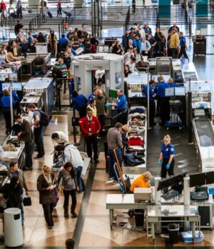 Затримки-на-години:-нова-система-контролю-на-кордоні-ЄС-спричинила-хаос-в-аеропортах,-–-ft