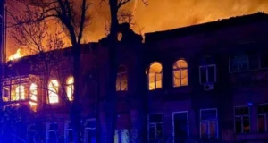 Удар по Дніпру: російські балістичні ракети пошкодили житлові райони росіяни-вночі-вдарили-по-Дніпру-балістикою-є-поранені-та-руйнування