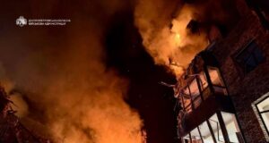 Росіяни атакували Київ та Дніпро: спалахнули пожежі, серед загиблих дитина Росіяни-атакували-Київ-та-Дніпро:-спалахнули-пожежі,-серед-загиблих-дитина