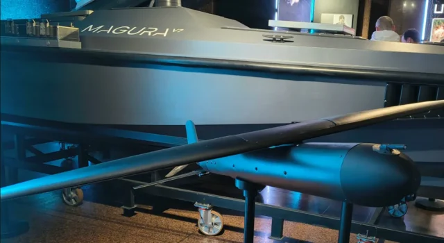 Нідерланди інвестують 248 мільйонів євро у виробництво дронів для ЗСУ Нідерланди інвестують 248 мільйонів євро у виробництво дронів для ЗСУ