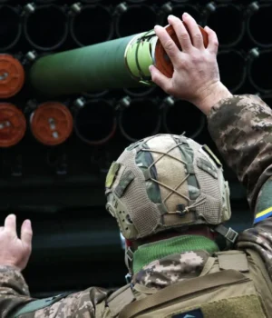 Генштаб-повідомив-про-153-зіткнення-на-фронті-за-добу-15-квітня