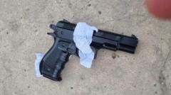 На Закарпатті підліток поранив однокласника з пістолета На-Закарпатті-підліток-вистрілив-в-однокласника.-Що-відомо