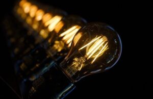 РФ атакувала енергосистему: де в Україні немає світла РФ атакувала-енергосистему:-де в Україні-немає-світла