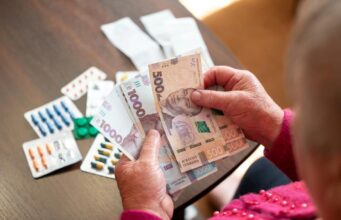 Пенсіонерам старше 70 років підвищать пенсії: надбавка надійде в день народження Пенсіонерам-старше-70-років-підвищать-пенсії:-надбавка-надійде-в-день-народження