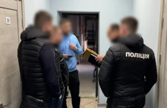 Схеми з дровами для ЗСУ завдали понад 100 млн грн збитків Схеми з дровами для ЗСУ завдали понад 100 млн грн збитків