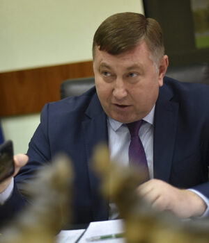 Депутат-Волиньради-задекларував-новий-кросовер-дружини-за-понад-3-мільйони-гривень 