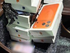 Волинський суд забрав у водія автобуса шість «Айфонів» і оштрафував на 54 тис. грн Волинський-суд-забрав-у-водія-автобуса-шість-«Айфонів»-і-оштрафував-на-54-тис.-грн