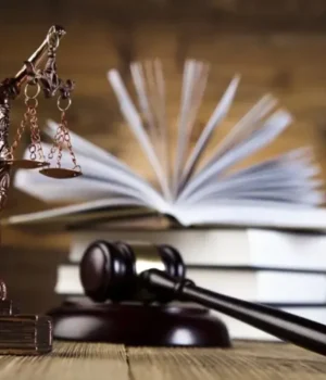 Довічне-ув'язнення-за-вбивство-двох-дівчат-на-Подолі-в-Києві-–-суд-залишив-вирок-без.