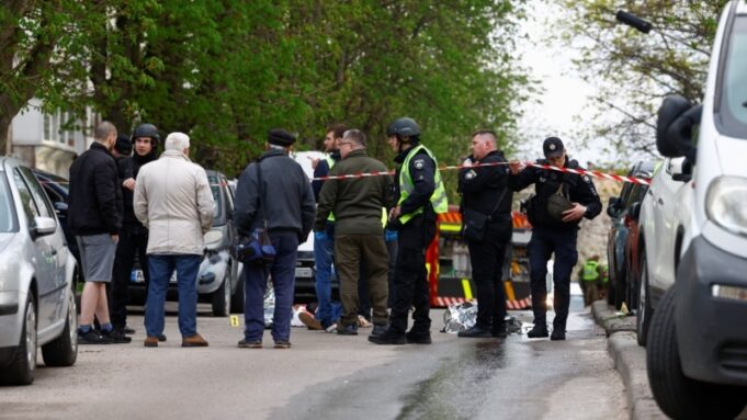 Стрілянина в Голосіївському районі Києва: шість загиблих і дев’ять постраждалих Стрілянина-в-Києві:-6-людей-загинуло-і-9-постраждали.-Стрільця,-уродженця-Москви,-ліквідували-(оновлено)