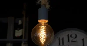 Відновлення електропостачання у Дніпровському районі Києва після пожежі Енергетики-відновили-світло-для-5-тисяч-абонентів-у-Дніпровському-районі-Києва