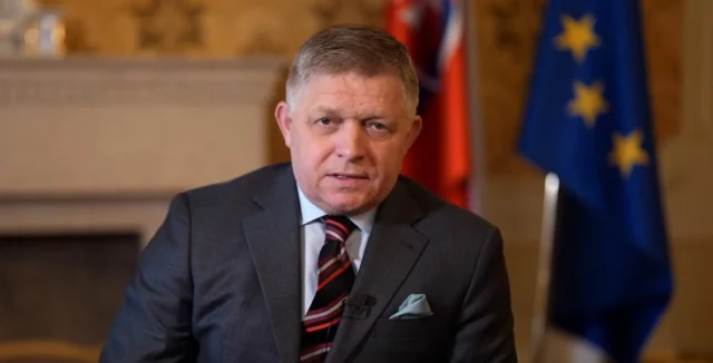 Литва та Латвія заборонили проліт літака прем’єра Словаччини до Москви Литва-та-Латвія-закрили-небо-для-літака-Фіцо-під-час-перельоту-до-москви-на-парад