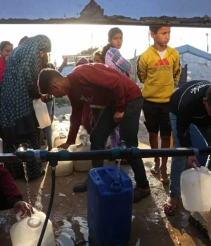 unicef-заявив-про-загибель-двох-цивільних-працівників-у-Газі-під-час-доставки-води